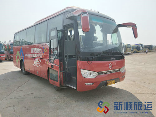33-37座大巴